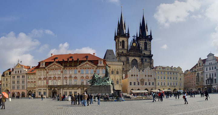 Offerta Praga nel mese di Luglio: 4 giorni in ottimo hotel con volo a/r a partire da 121 euro a persona!