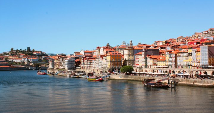Offerta Porto nel mese di Maggio: 4 giorni in ottimo hotel con volo a/r a partire da 143 euro a persona!